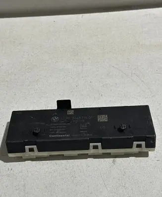 BMW 5 G30 G31 G38 Tailgate/trunk control unit/module 6135946571101 A2C7433391700