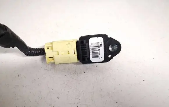 Lexus IS 220D-250-350 Airbag deployment crash/impact sensor 8983102020 89831-02020