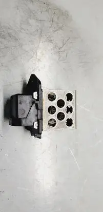 Nissan Qashqai Other relay M114973 8200045082