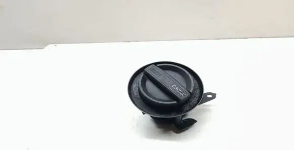 BMW 5 F10 F11 Oil filler cap 8507608