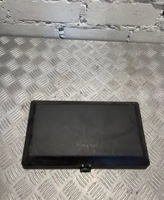 Toyota Land Cruiser (J200) Fuse box cover 8266160321