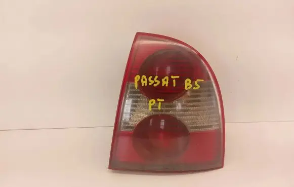 Volkswagen PASSAT B5.5 Rear/tail lights