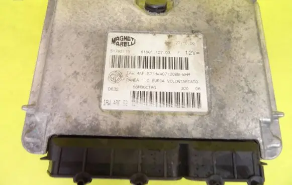 Fiat Panda II Engine control unit/module 51793116