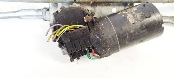 Volkswagen PASSAT B5 Wiper motor 8D1955113A