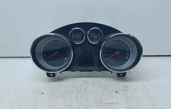 Speedometer (instrument cluster)