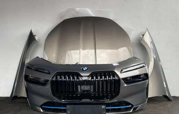 BMW 7 G70 Body 