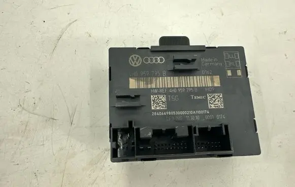 Volkswagen Touareg II Door control unit/module 4H0959795B