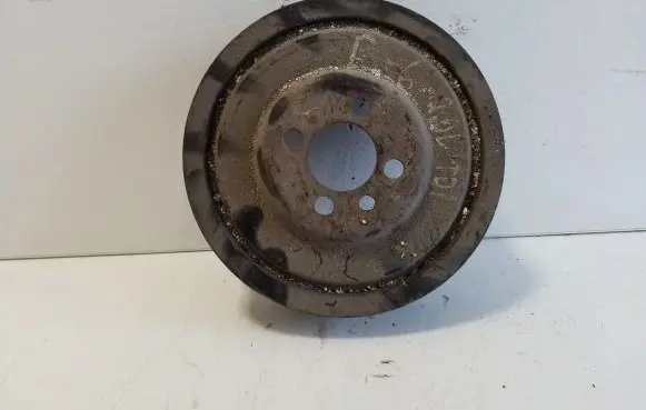 Volkswagen PASSAT B6 Crankshaft pulley 03G105243