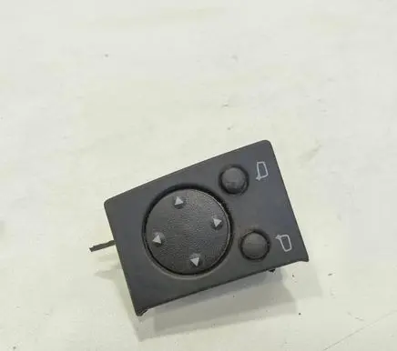 Audi A6 S6 C4 4A Wing mirror switch 4A0959565
