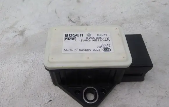 Jaguar XF X250 ESP acceleration yaw rate sensor 8W8314B296AD 0265005772