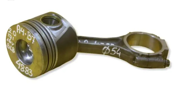Audi A4 S4 B7 8E 8H Piston 7901J 038J