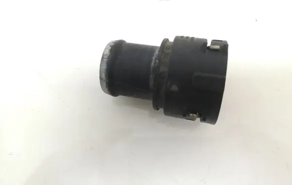 Volkswagen Transporter - Caravelle T5 Engine coolant pipe/hose 3B0122291C