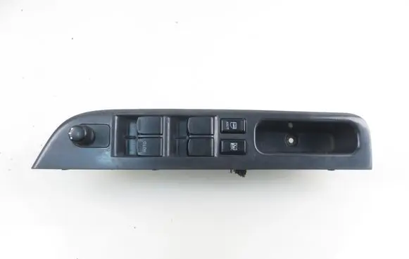 Suzuki Swift I Electric window control switch 62J502067T