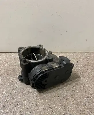 Mercedes-Benz C W204 Throttle valve A6420900070 0281002678