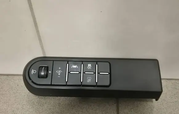KIA Ceed Headlight level height control switch 93700J7431