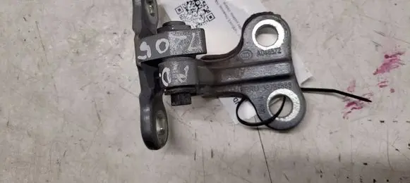 Volvo S40 Front door upper hinge