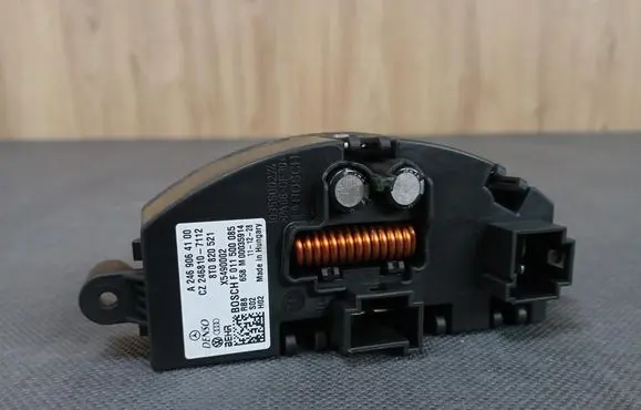 Mercedes-Benz B W246 W242 Heater blower motor/fan resistor 2469064100 A2469064100