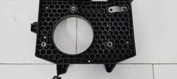 Volkswagen Golf VII Battery tray 5QE907509