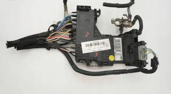 Peugeot 508 Fuse module 9665878080