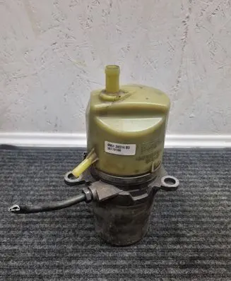 Volvo S40 Power steering pump 4N513K514BD 30776168
