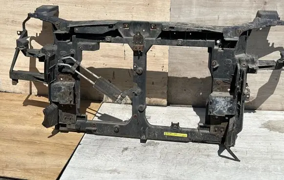 Infiniti FX Radiator support slam panel