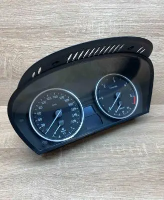 BMW 5 E60 E61 Speedometer (instrument cluster) 9177261 110080213 120514