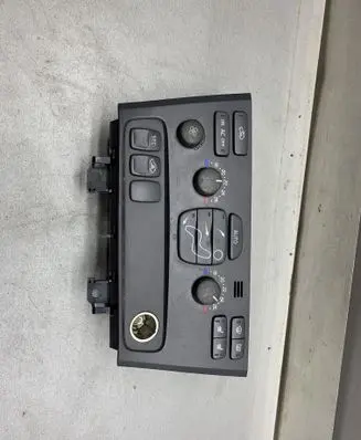 Volvo S80 Climate control unit 8651242