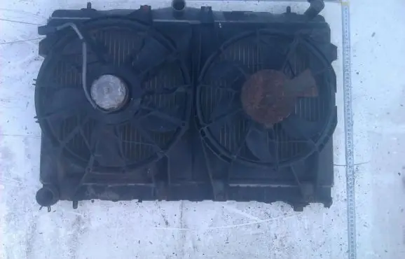 Hyundai Elantra Radiator cooling fan shroud 4548548