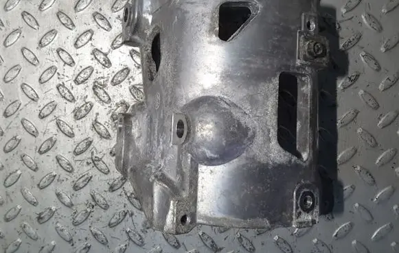 Nissan Leaf I (ZE0) A/C compressor mount bracket 120218B176