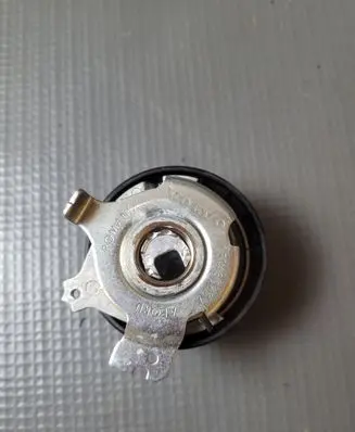 Volvo V90 Cross Country Belt tensioner pulley 31430607