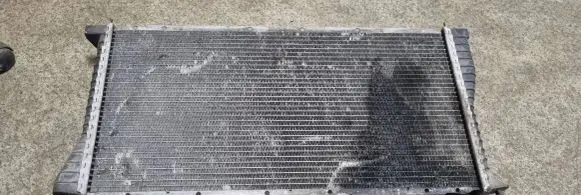 BMW 5 E39 Coolant radiator 7787907 7787908 77435