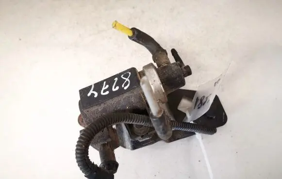 Volkswagen Touareg I Turbo solenoid valve 1J0906627 7.22903.20