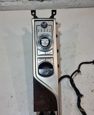 Jaguar XF Gear shifter/selector 9X237E453DB