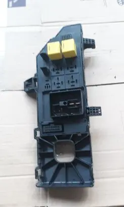 Opel Signum Fuse module 518777024