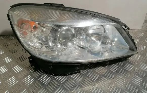 Mercedes-Benz C W204 Headlight/headlamp A2048208461