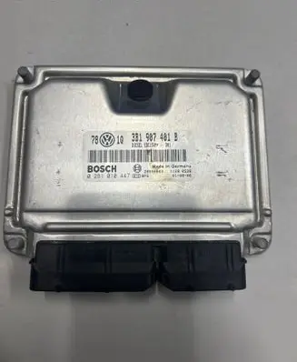 Volkswagen PASSAT B5.5 Engine control unit/module 3B1907401B 28SA4843 0281010447