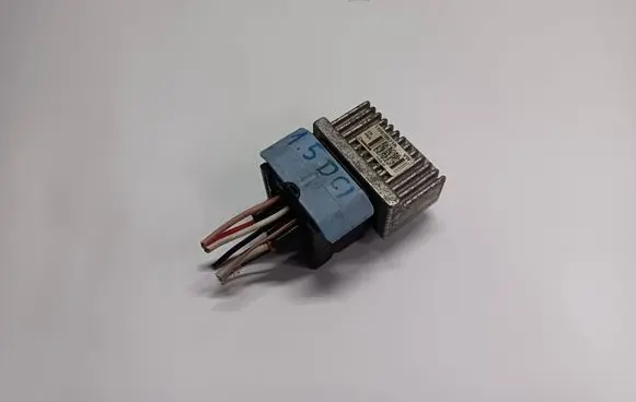 Renault Kangoo II Glow plug pre-heat relay 110678071R PDR812