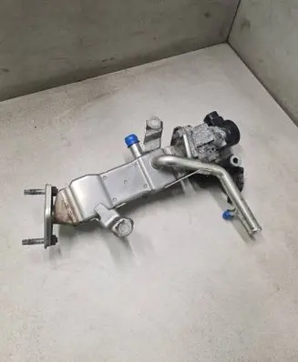 Toyota Prius (XW50) EGR valve cooler 2560137010