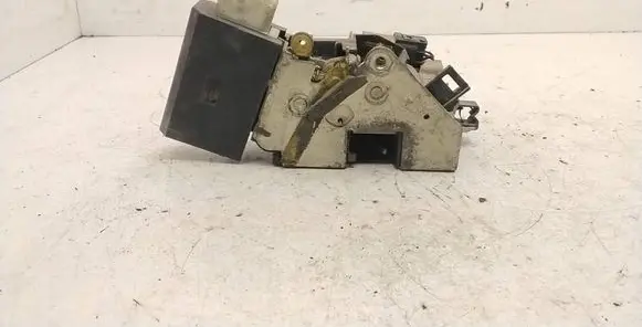 BMW 7 E38 Rear door lock 40620751 8352165