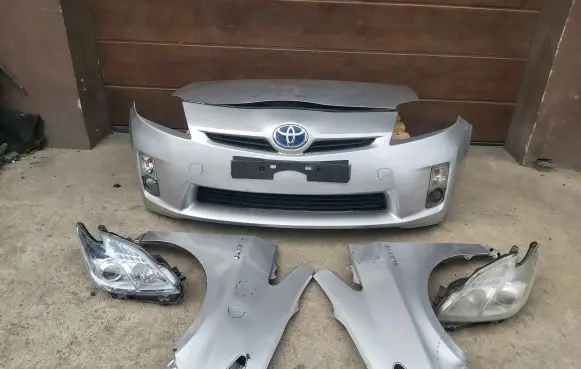 Toyota Prius (XW30) Front piece kit 