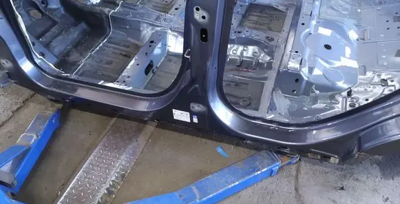 Ford Ecosport Side car body part 