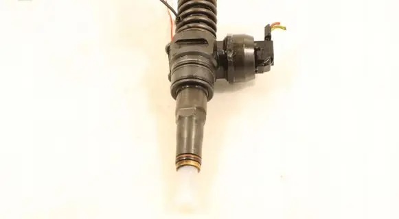 Skoda Octavia Mk1 (1U) Fuel injector 0414720039