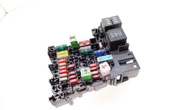 Volkswagen PASSAT B8 Fuse module 5Q0937615C 4H0951253C 4H0951253A