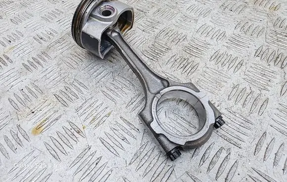 Toyota Corolla E210 E21 Piston with connecting rod 37420