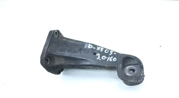 BMW X5 E53 Engine mounting bracket 676156402