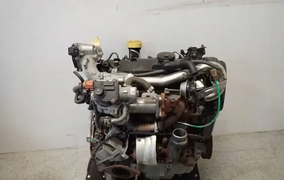 Nissan Note (E11) Engine