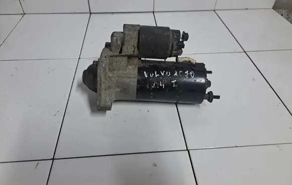 Volvo XC70 Starter motor 0001108167