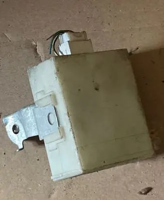 Toyota Avensis T250 Door central lock control unit/module 8974105050