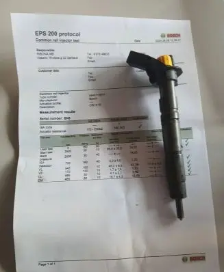 Mercedes-Benz C W203 Fuel injector 0445115017 A6420700487