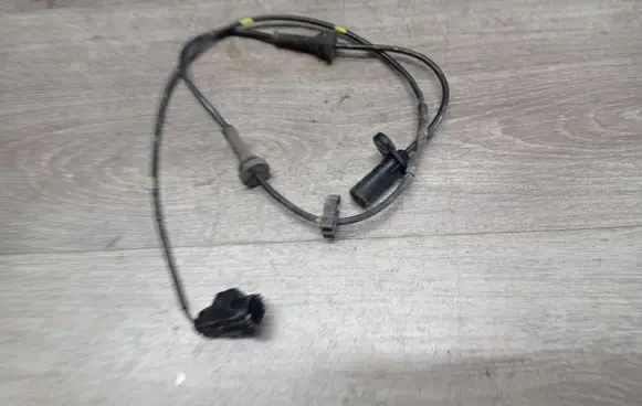 Volvo V70 ABS brake wheel speed sensor 10071160433 9496961